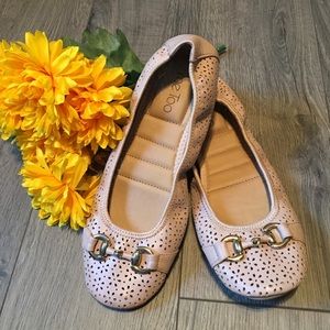 Me Too Olympia Perforated Pink Ballet Flats 8.5
